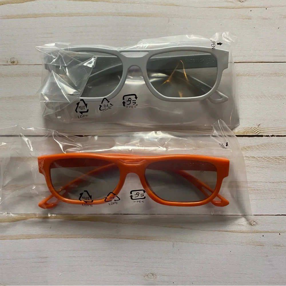 LG 3D Glasses‎ AG-F200 Cinema 3D 4 Pairs Genuine LED HDTV Theater